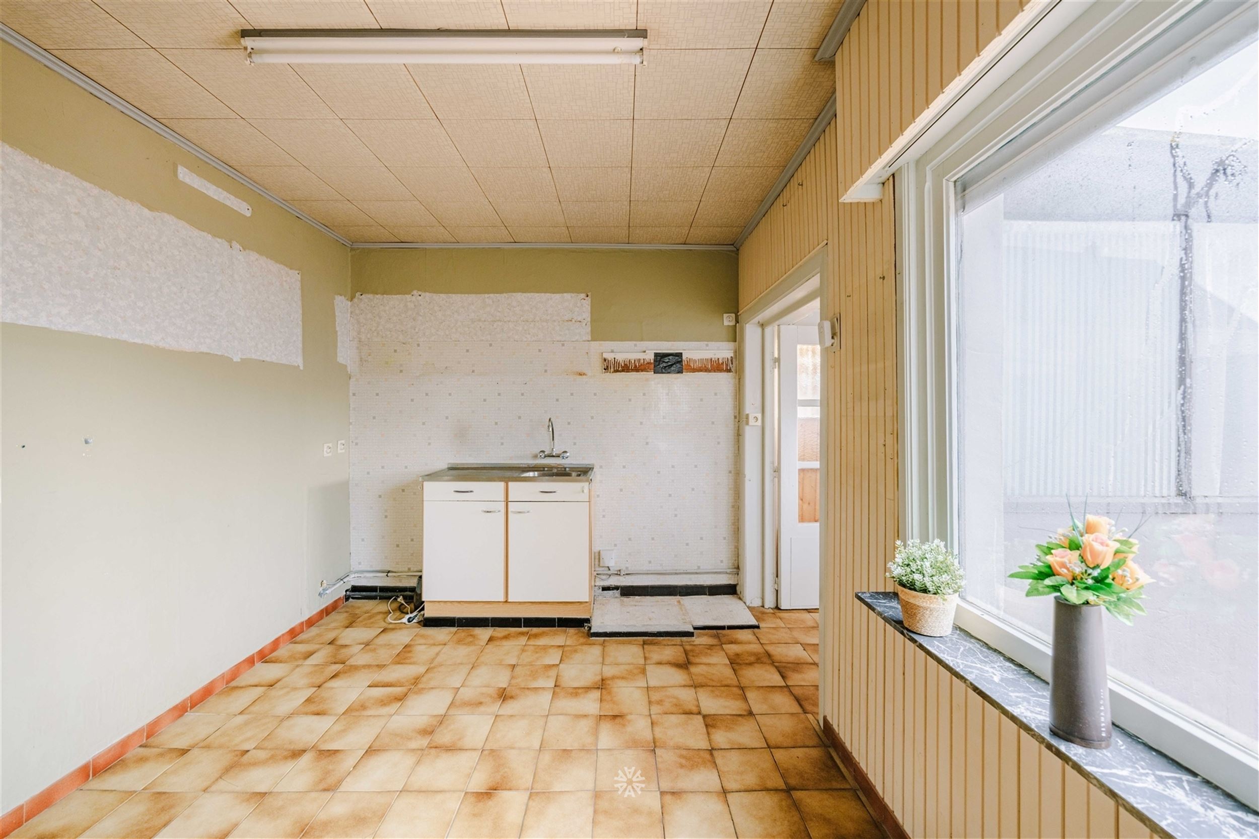 Te renoveren woning nabij centrum Kalken - foto 5