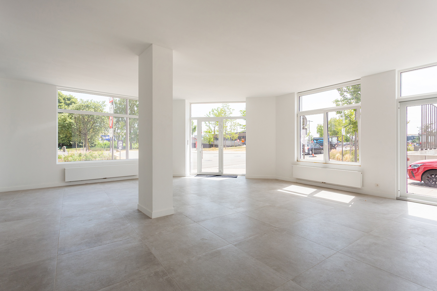 Handelsgelijkvloers op toplocatie!  - foto 1