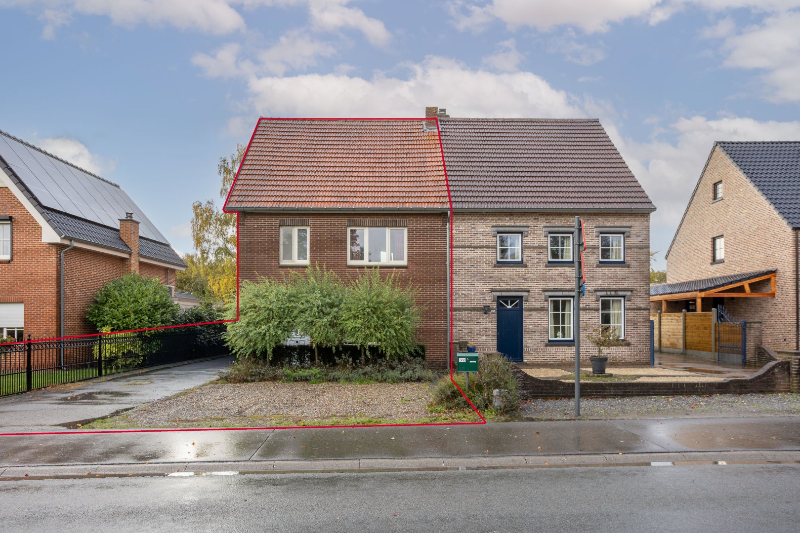 Knappe instapklare woning te koop in Peer! - foto 1