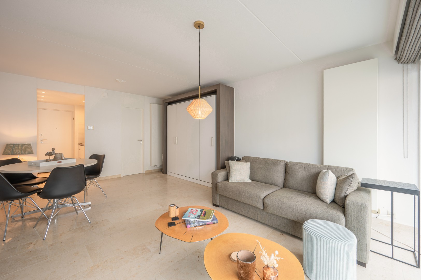 Charmant studio situé sur l'avenue Dumortier, avec vue sur la place Driehoek - photo 5