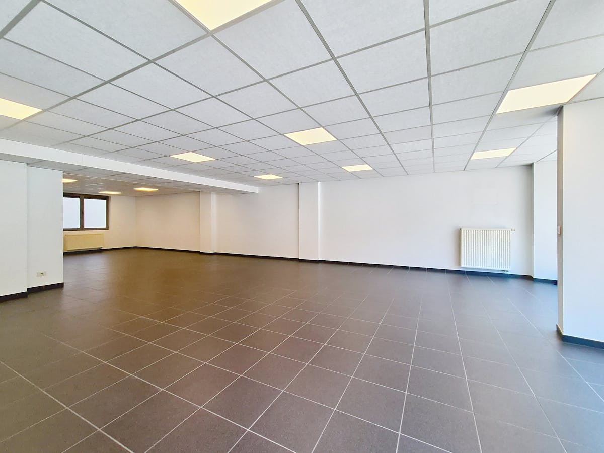 Excellently located office (approx. 110 m²) in the center of Ghent - photo 5