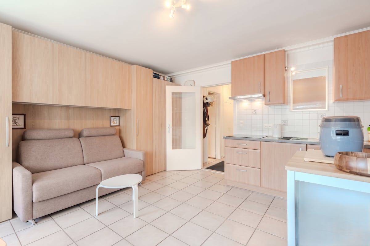 Ruime studio met prachtig zijdelings zeezicht te Middelkerke - foto 4