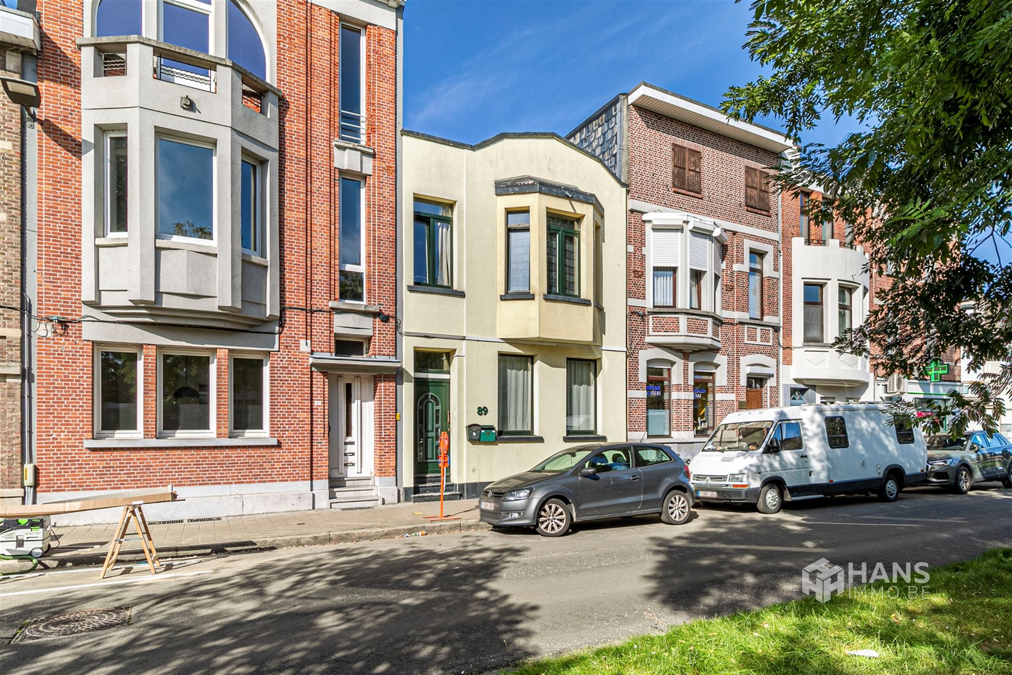 Centraal gelegen woning (125 m²) met 3 slaapkamers en 2 buitenruimtes (4-15 m²) in Deurne. - foto 1