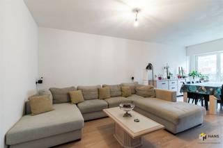 Instapklaar appartement (83 m²) met 2 slaapkamers, garage en buitenruimte (50 m²) in Hoevenen. In de Wilgenlaan woon je in een rustige woonwijk...