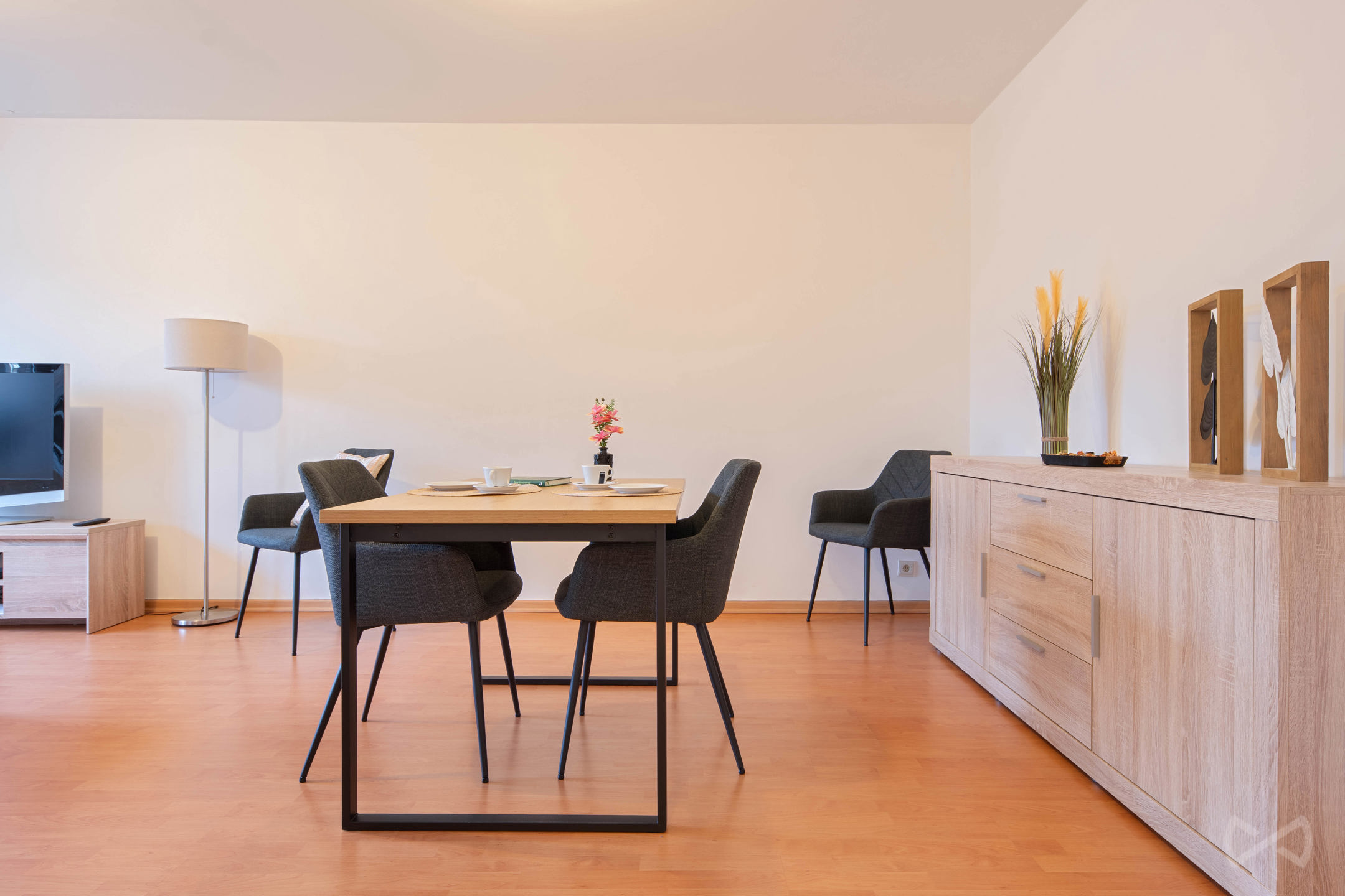 Instapklare bemeubelde serviceflat met zorg &amp; comfort - foto 5