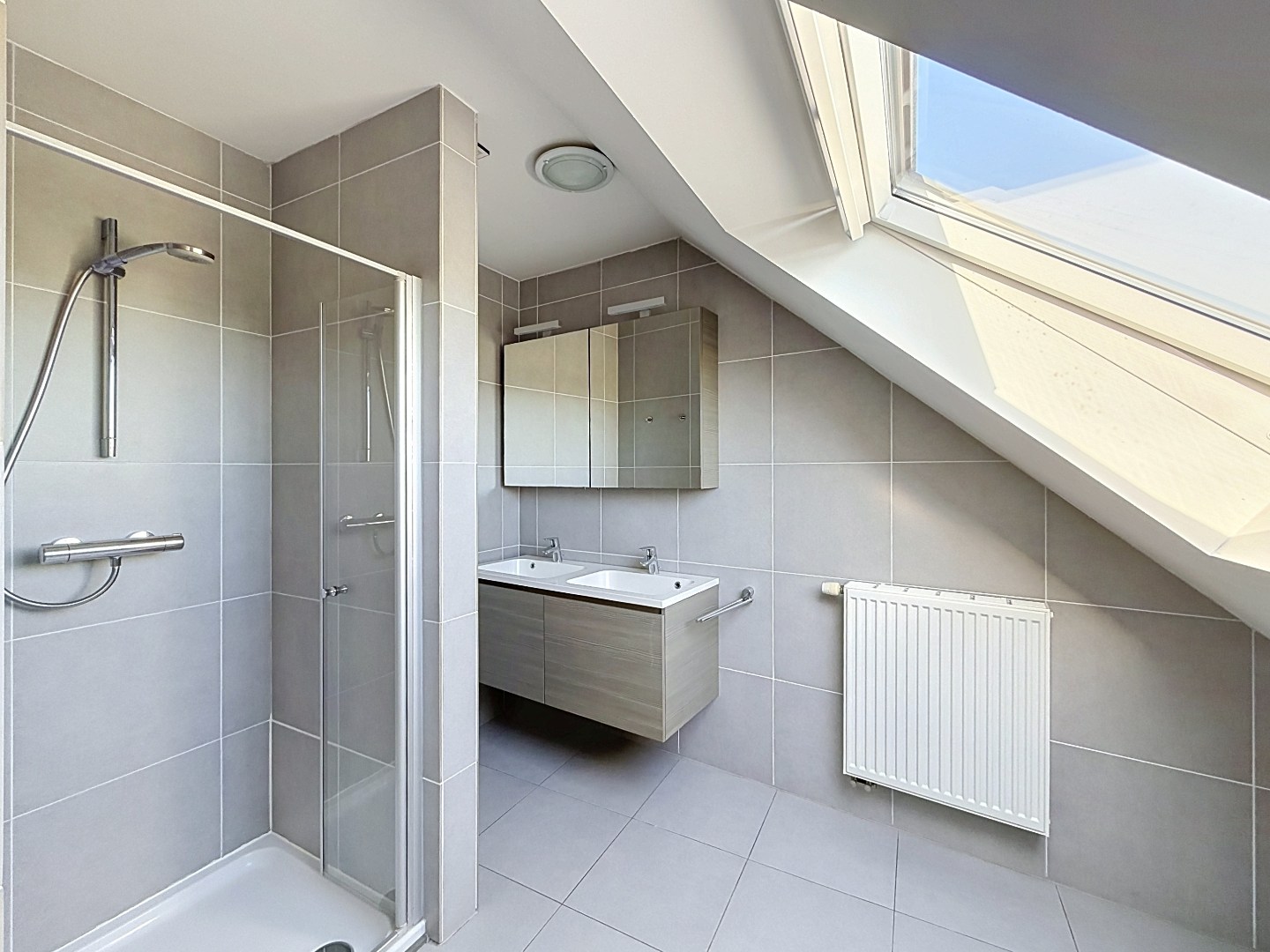 Apartment for rent in Waarschoot with 3 bedrooms - photo 4