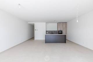 In de recente en moderne residentie Scaldia, bevindt zich dit energiezuinige gelijkvloerse nieuwbouwappartement. Dankzij de doordachte...