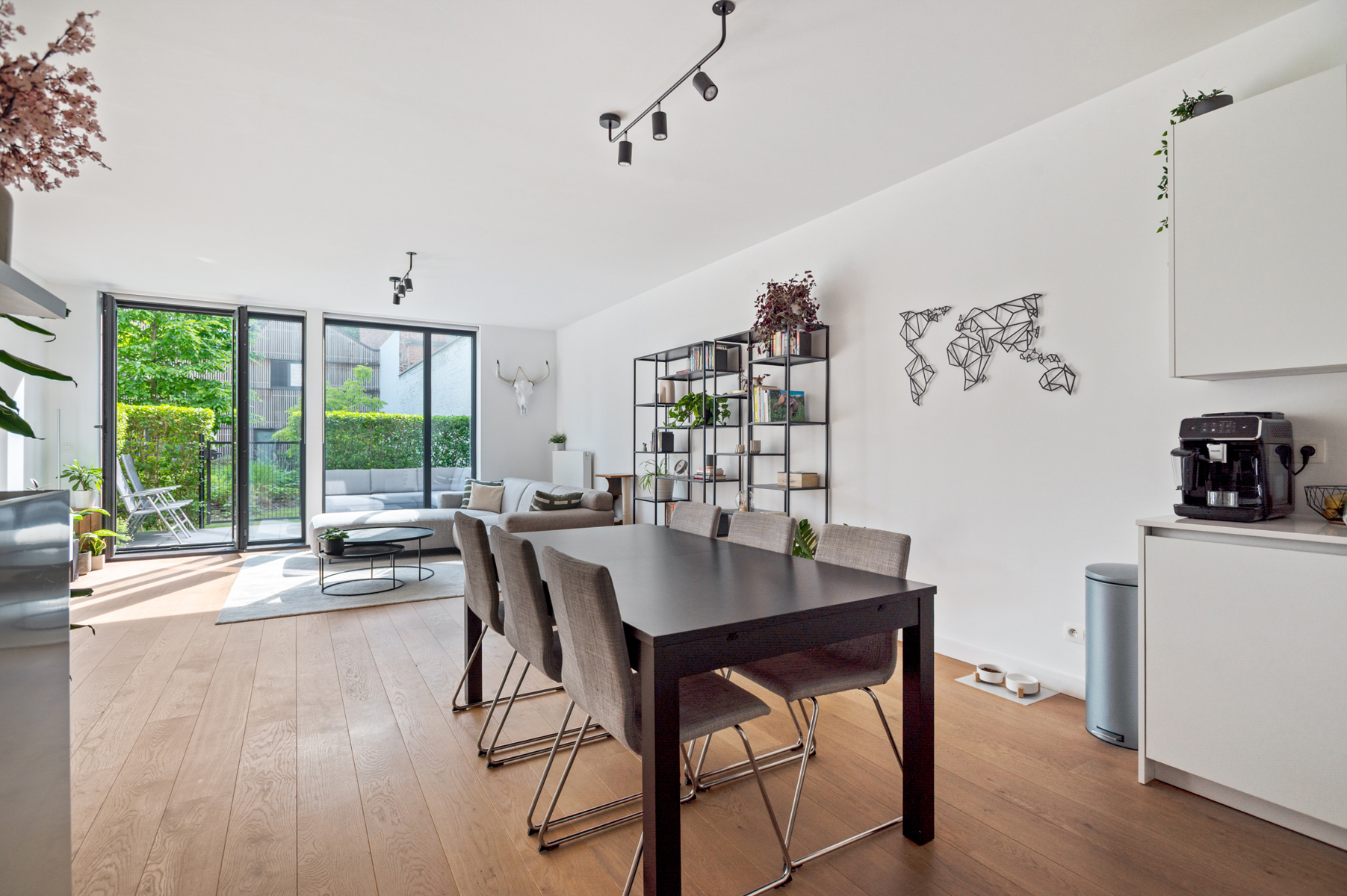 Energiezuinig gelijkvloers appartement met terras en tuin - foto 3