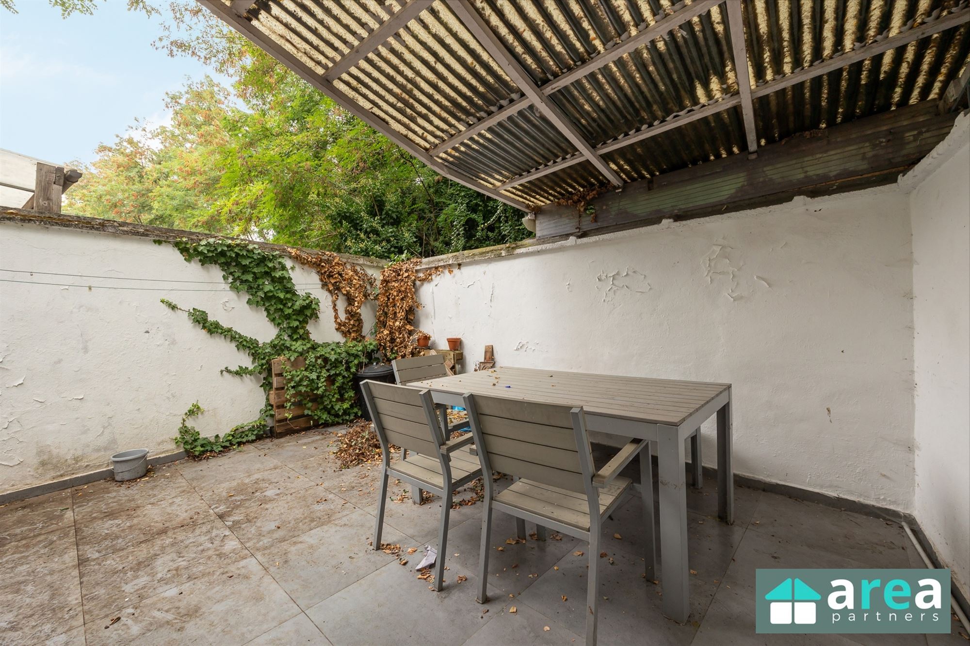 Ruime burgerwoning met 8 slpk en stadskoer + tal van mogelijkheden! - foto 2