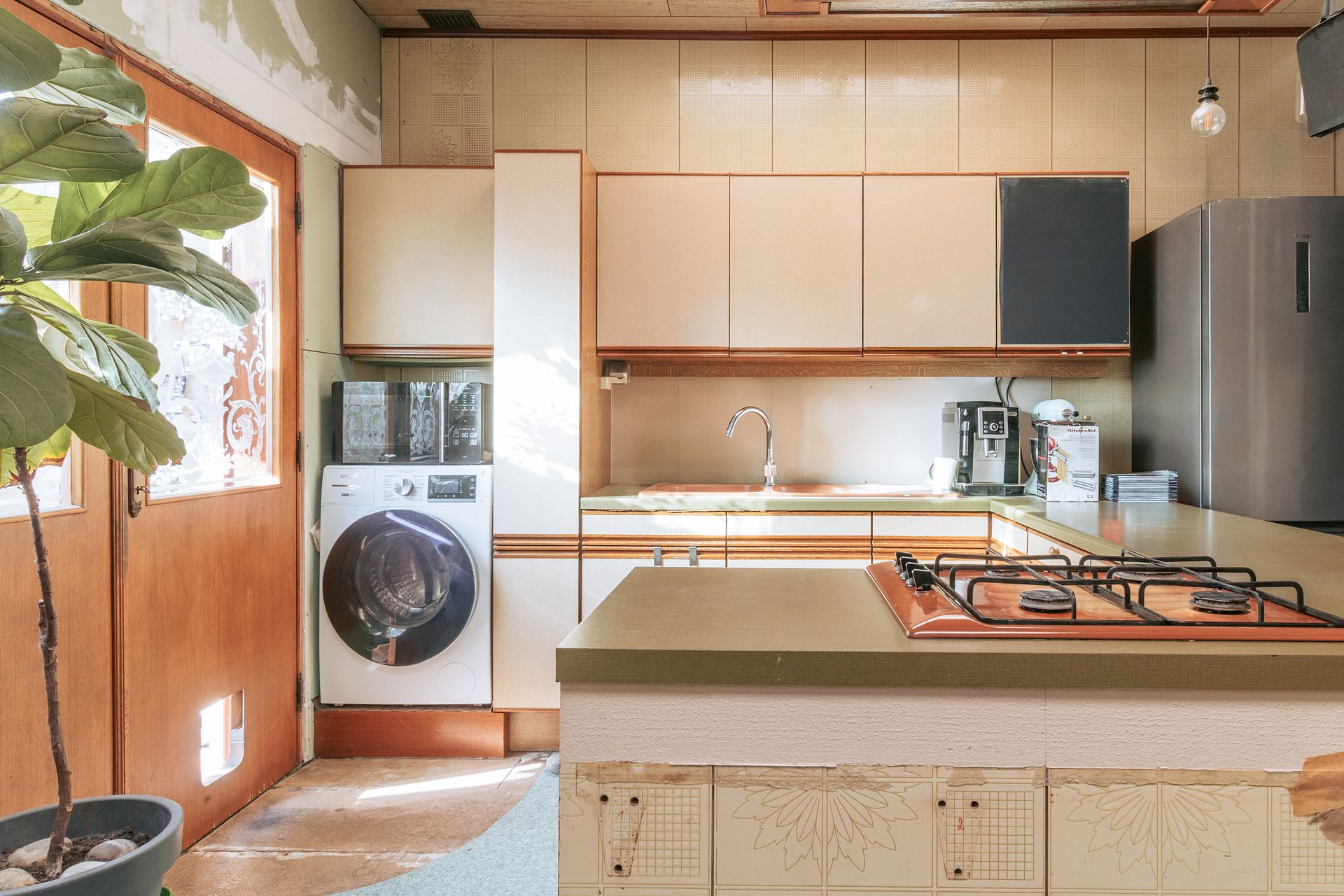 Te renoveren / af te werken woning met ruime tuin! - foto 3