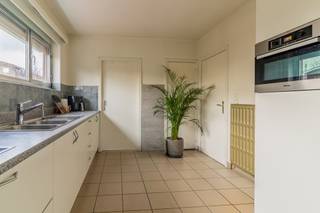 Instapklare gelijkvloerse woning in rustige verkaveling nabij centrum BeerseIn een aangename en bijzonder rustige verkaveling, op wandel- en...