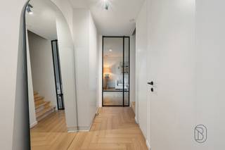 Te koop: prachtig ingerichte recente, energiezuinige woning op topligging en wandelafstand van het centrum!Op een uiterst gunstige ligging, op...