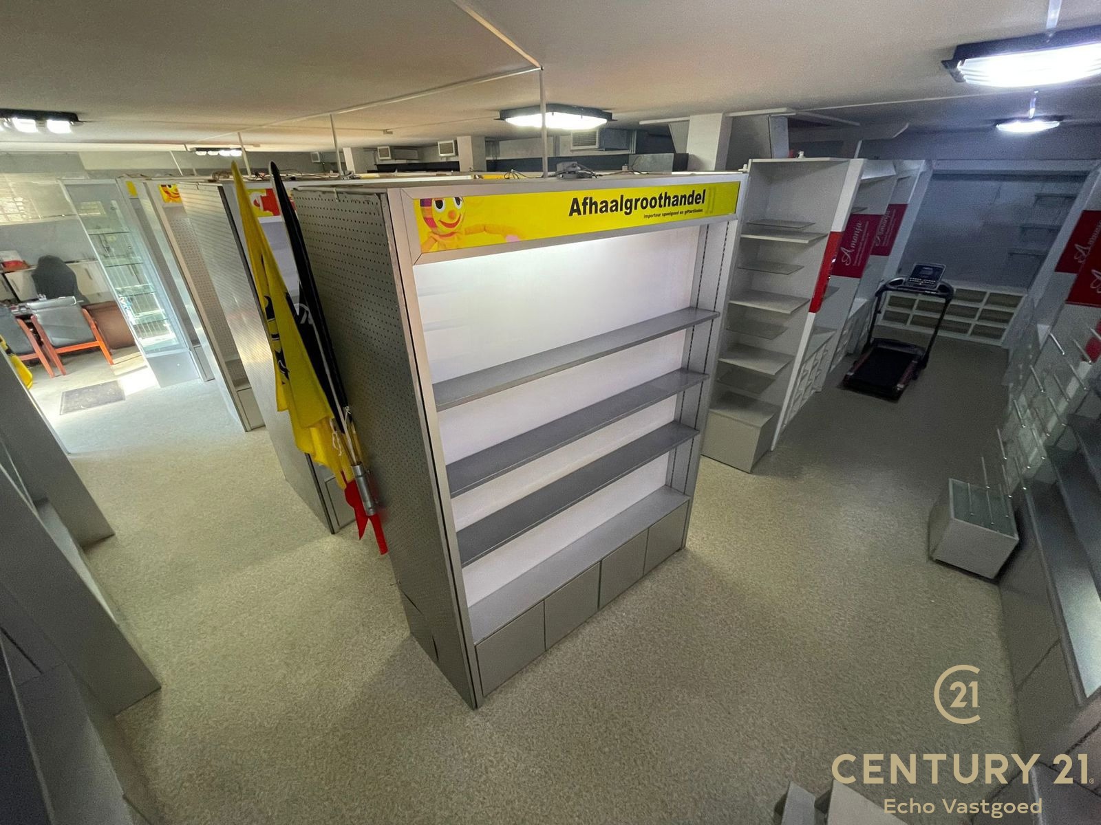 Praktisch magazijn op een uitstekend bereikbare locatie - foto 4