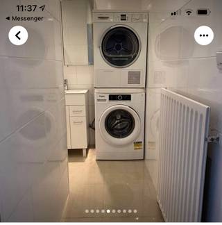 Mooi ruim een slaapkamer dakappartement in Deurne noord aan de Bosuil . Met airco’s zowel in woonkamer als slaapkamer. EPC D dus geen...