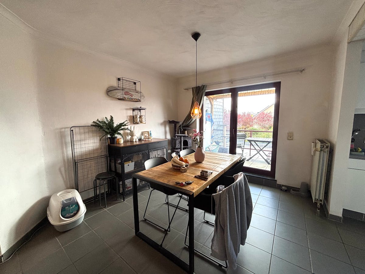 TE HUUR: Duplex-appartement met 2 slaapkamers en terras - foto 4