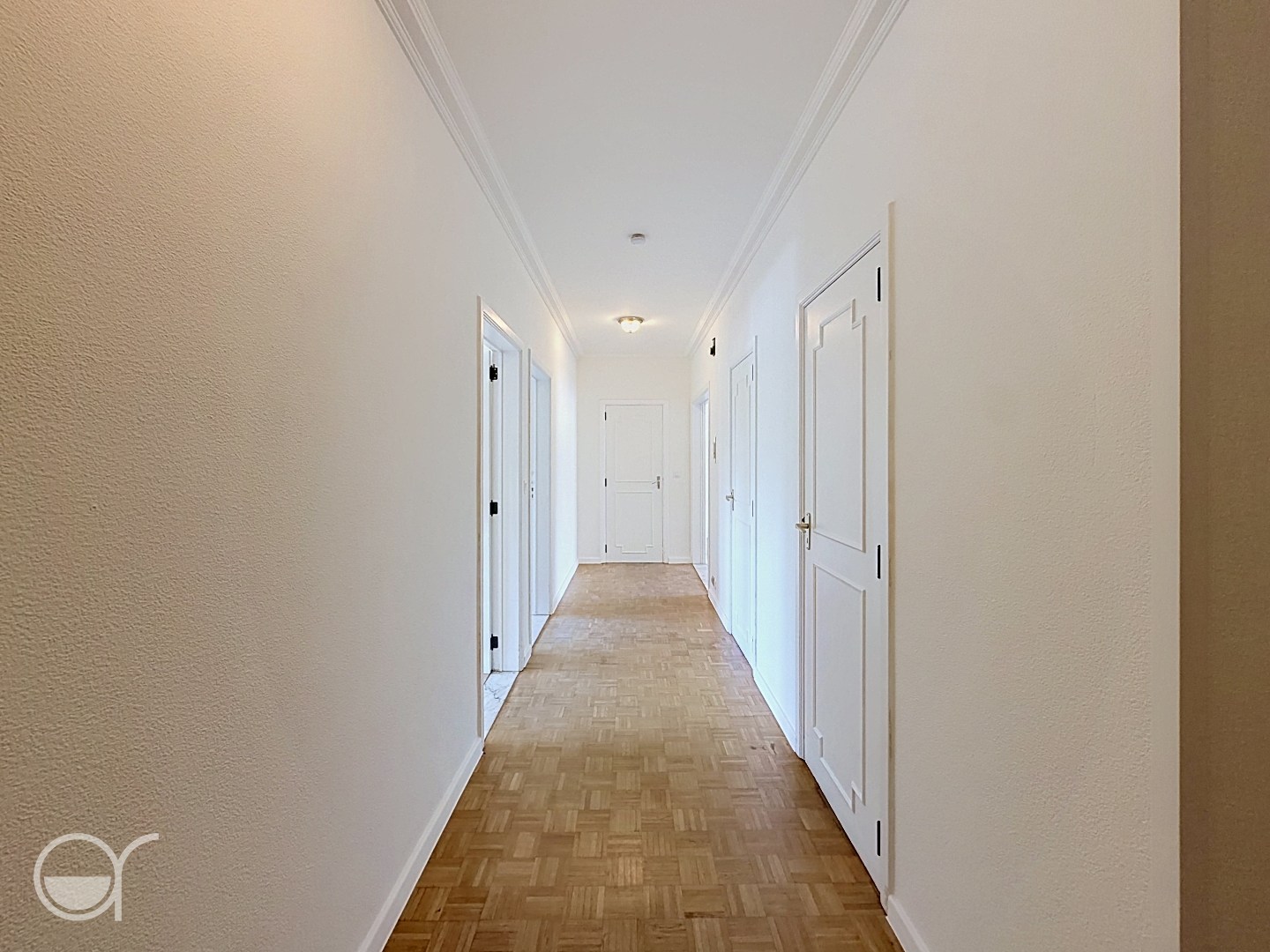 Mooi 2 slaapkamer appartement nabij Gent zuidpark met ideale uitvalswegen en garagebox - foto 5