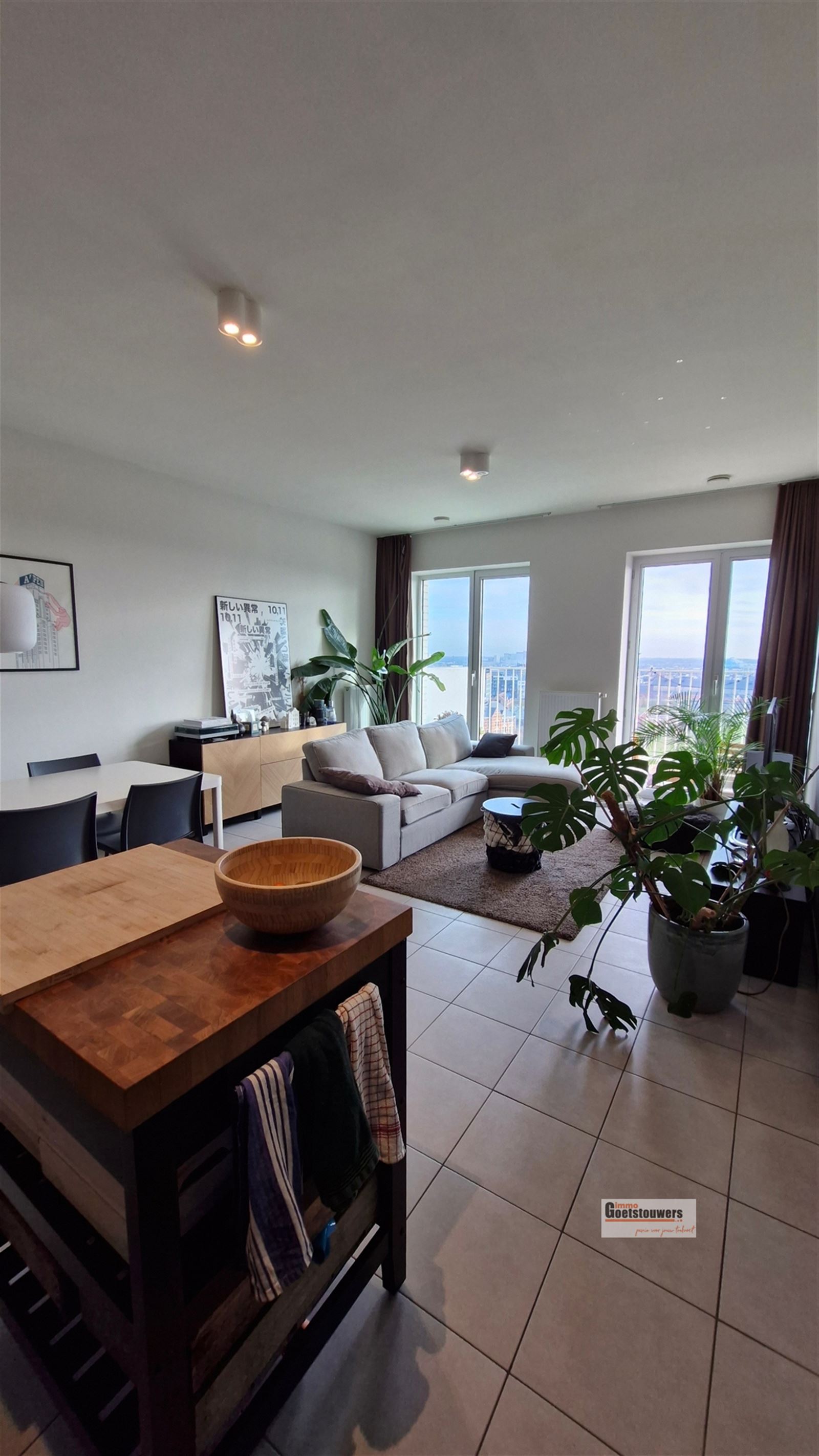 Appartement op de 10de verd met 2slpks en terras - foto 3