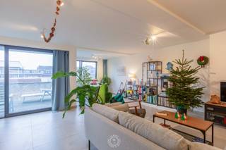 Dit stijlvol appartement is gelegen in de recente residentie Diamant, in de Stationsstraat te Sint-Niklaas. Dankzij de centrale ligging bevindt u...