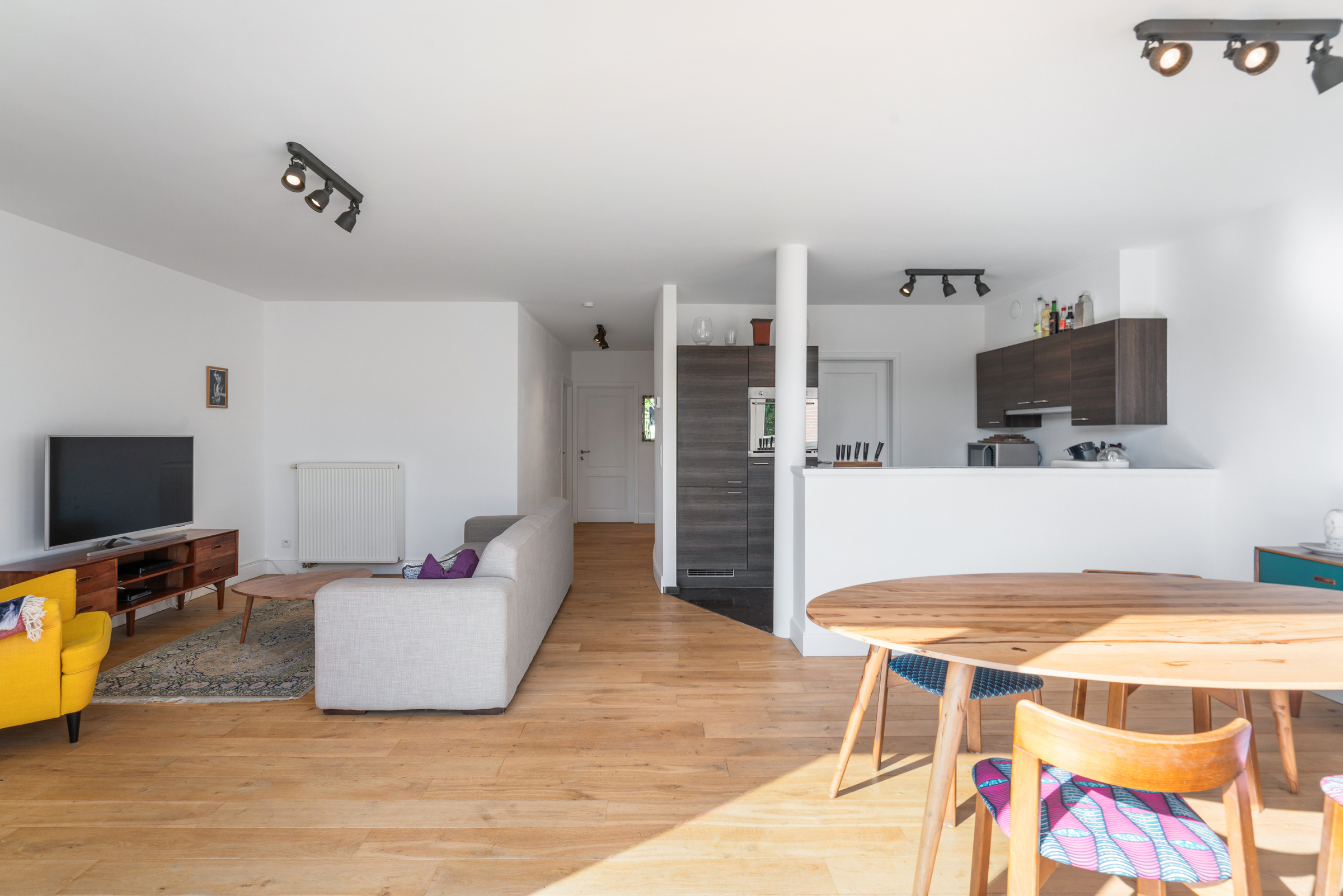 Instapklaar appartement met terras en garage - foto 3