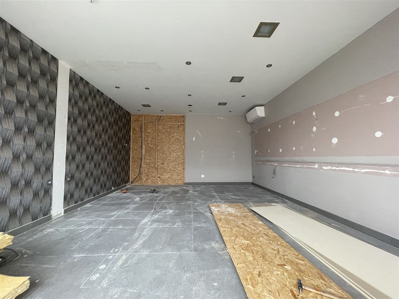 Commercial à louer à Zele - photo 2