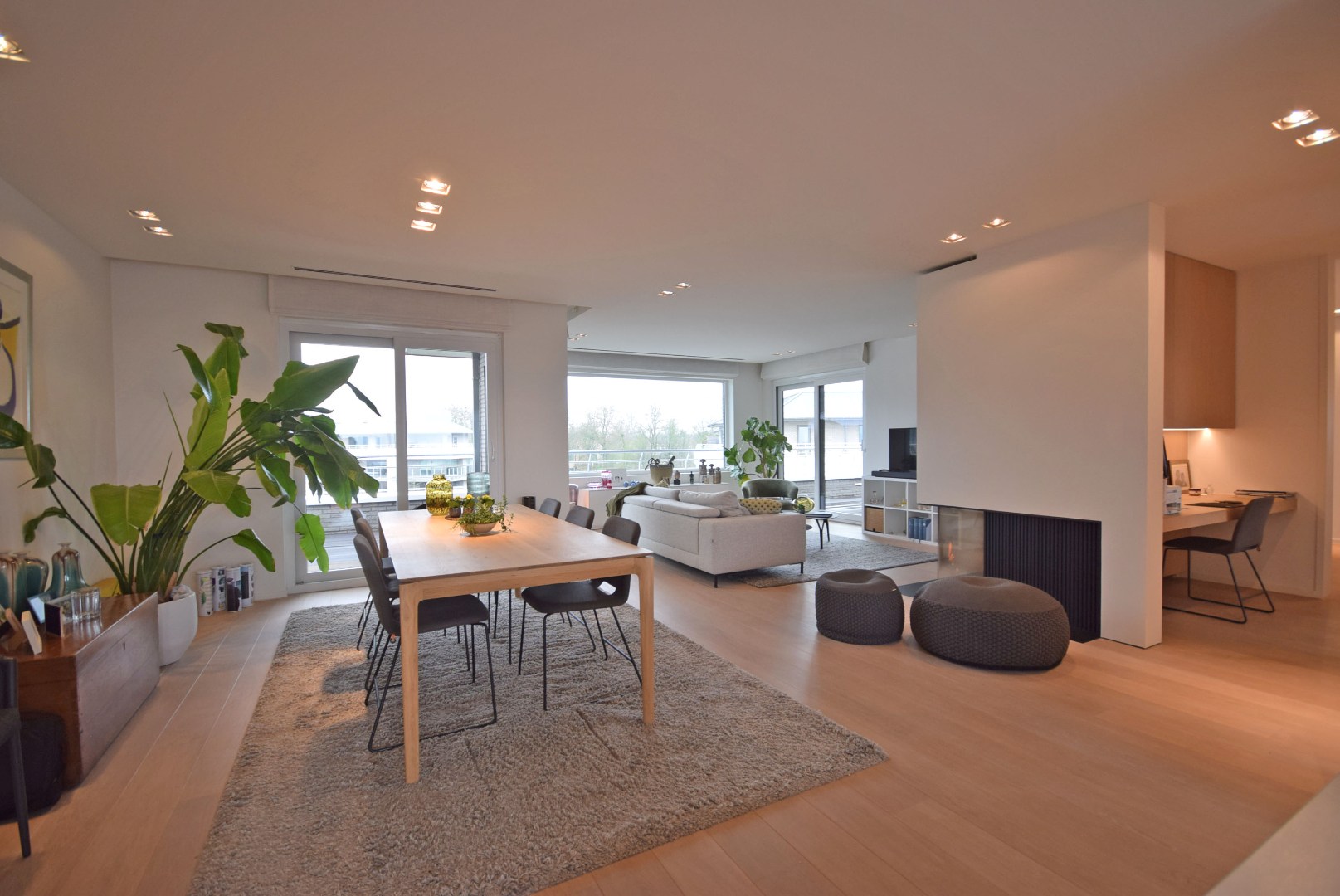 EXCLUSIEF PENTHOUSE AAN HET STERREBOS – WAAR LUXE, RUST EN PANORAMISCHE VERGEZICHTEN SAMENKOMEN - foto 5