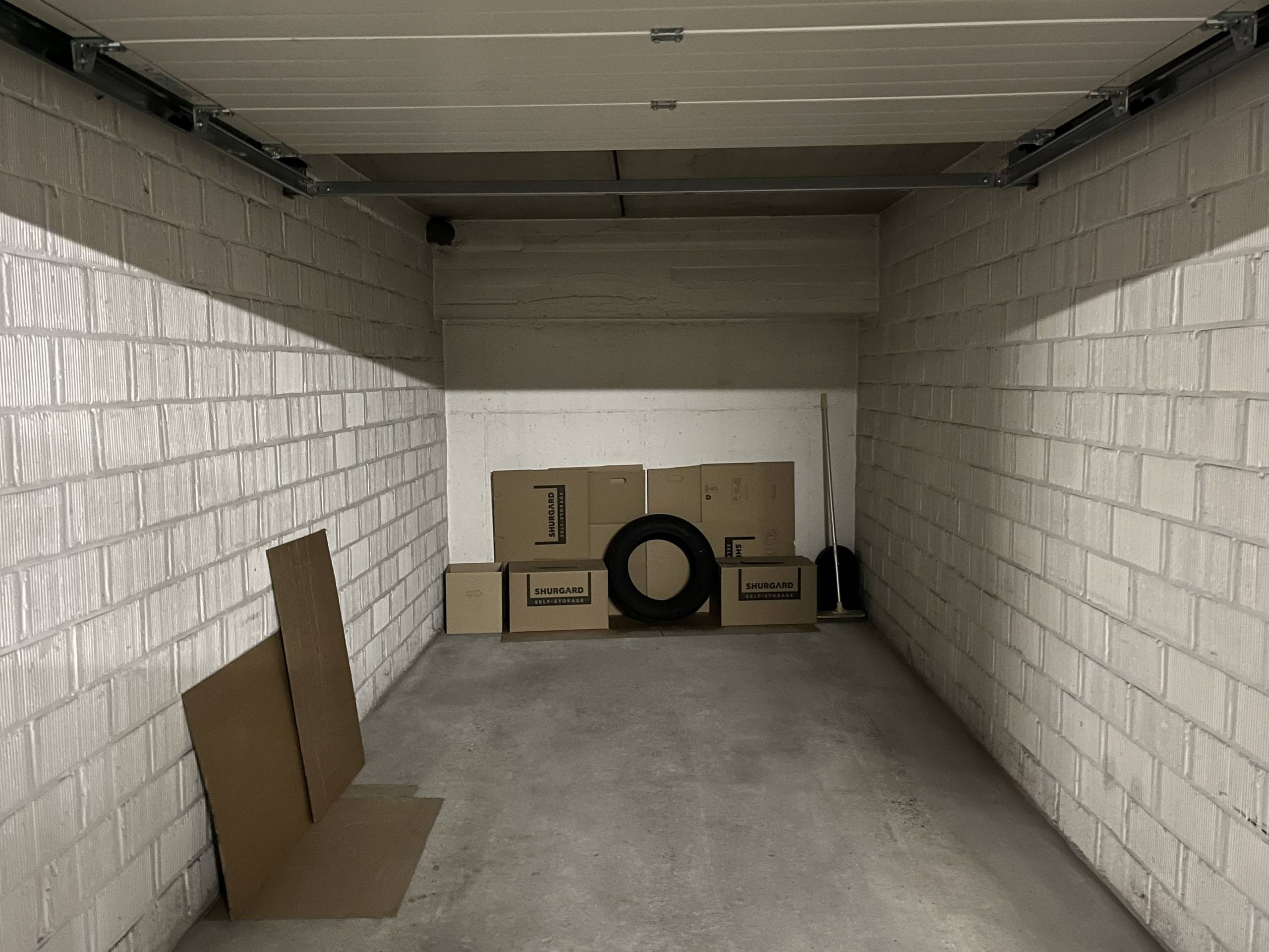 Afgesloten garagebox te Brugge - foto 4