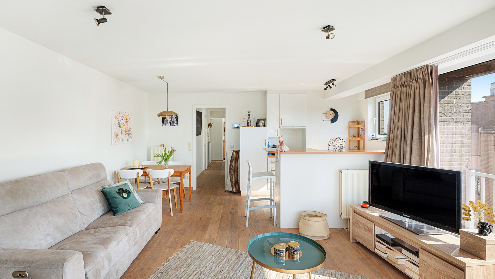 Zonnig hoekappartement te koop met 2 slpks. - foto 2