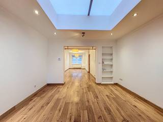 Vous recherchez une maison confortable de deux chambres avec jardin à Gand ?Alors cette maison spacieuse et charmante située dans la...