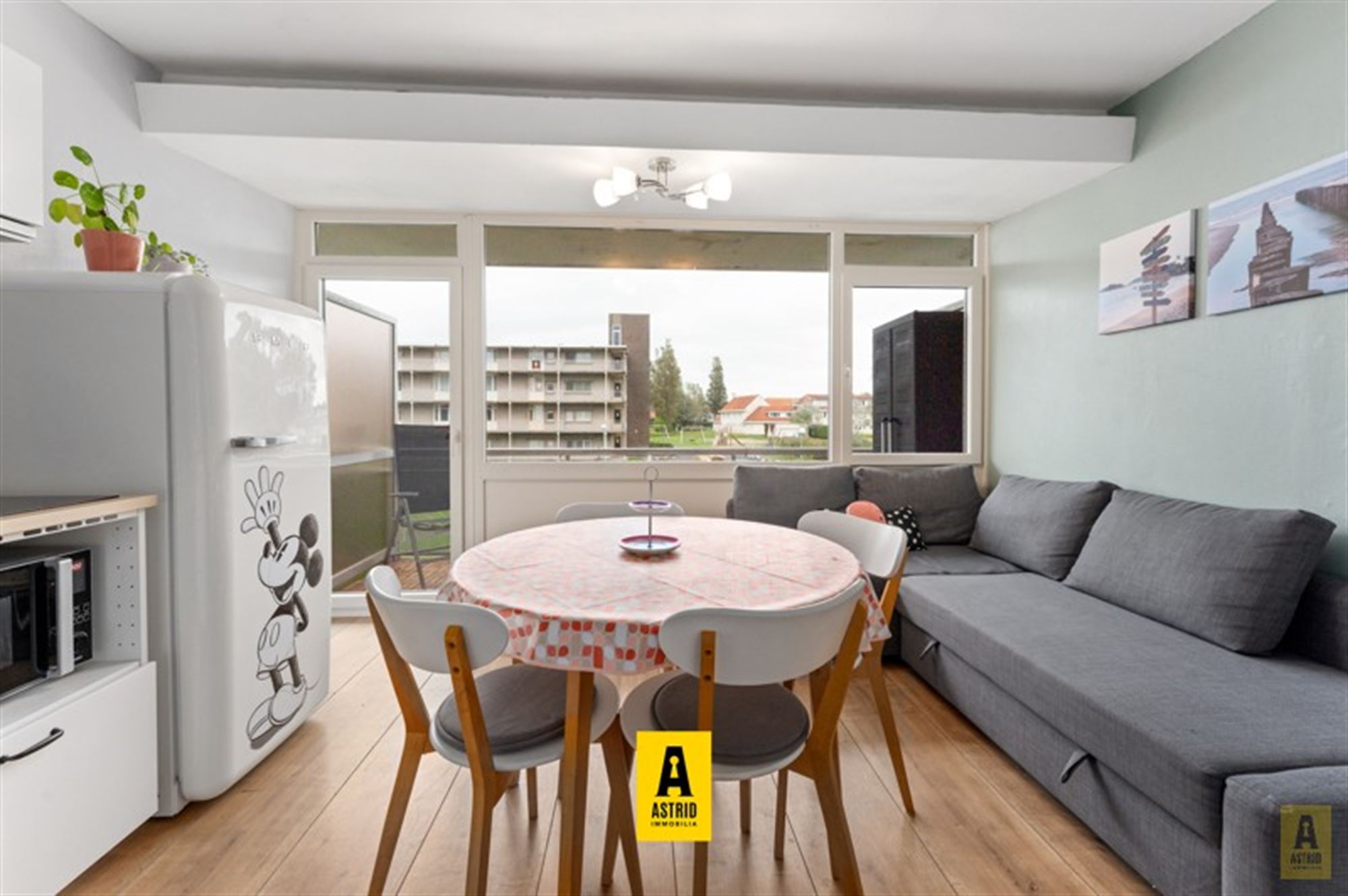 Instapklaar (gerenoveerd) lichtrijk appartement met terras in groen domein! - foto 2