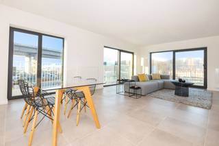 VILVORDE - Ce bel appartement 3 chambres situé dans la phase ’t Brughuis séduit par ses espaces ouverts et sa luminosité naturelle. Implanté dans...