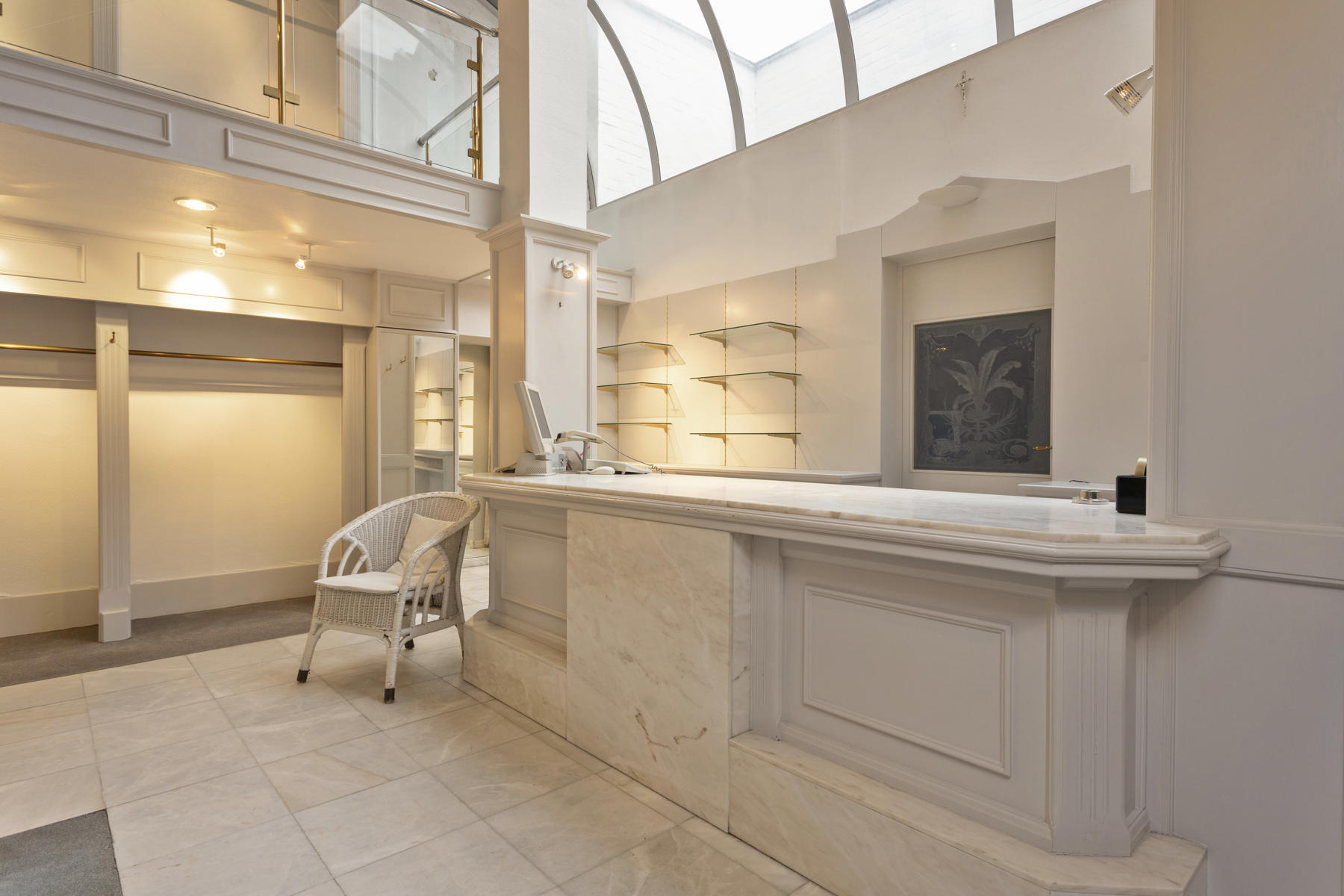 Commercial à louer à Scherpenheuvel-Zichem - photo 3