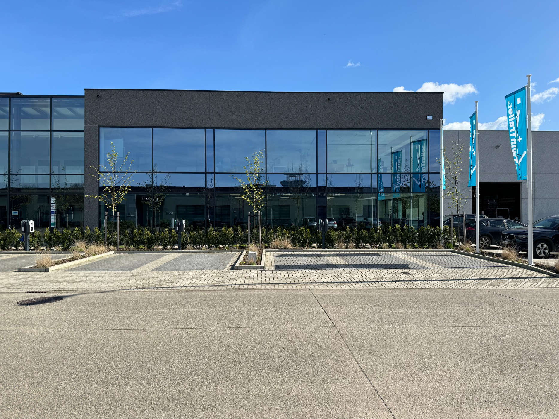 Nieuwbouw kantoorruimte (195m²) te IZ De Tonne - photo 1