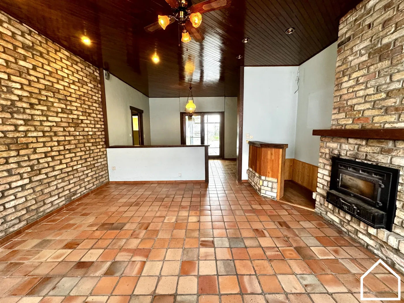 WONING MET 3 SLAAPKAMERS EN ZONGERICHTE TUIN (319m²) - foto 4