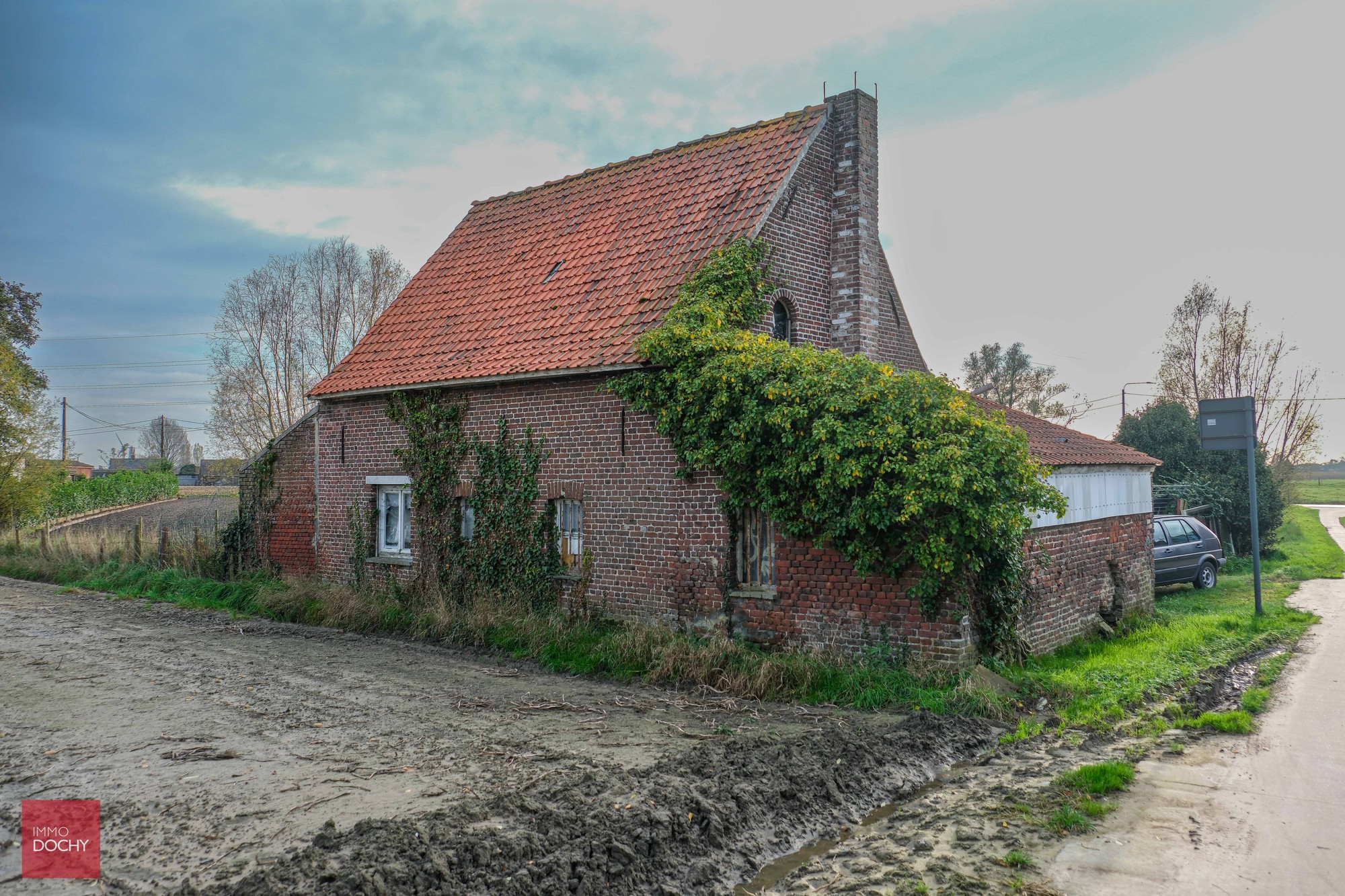 Oude woning met landelijk zicht - foto 1