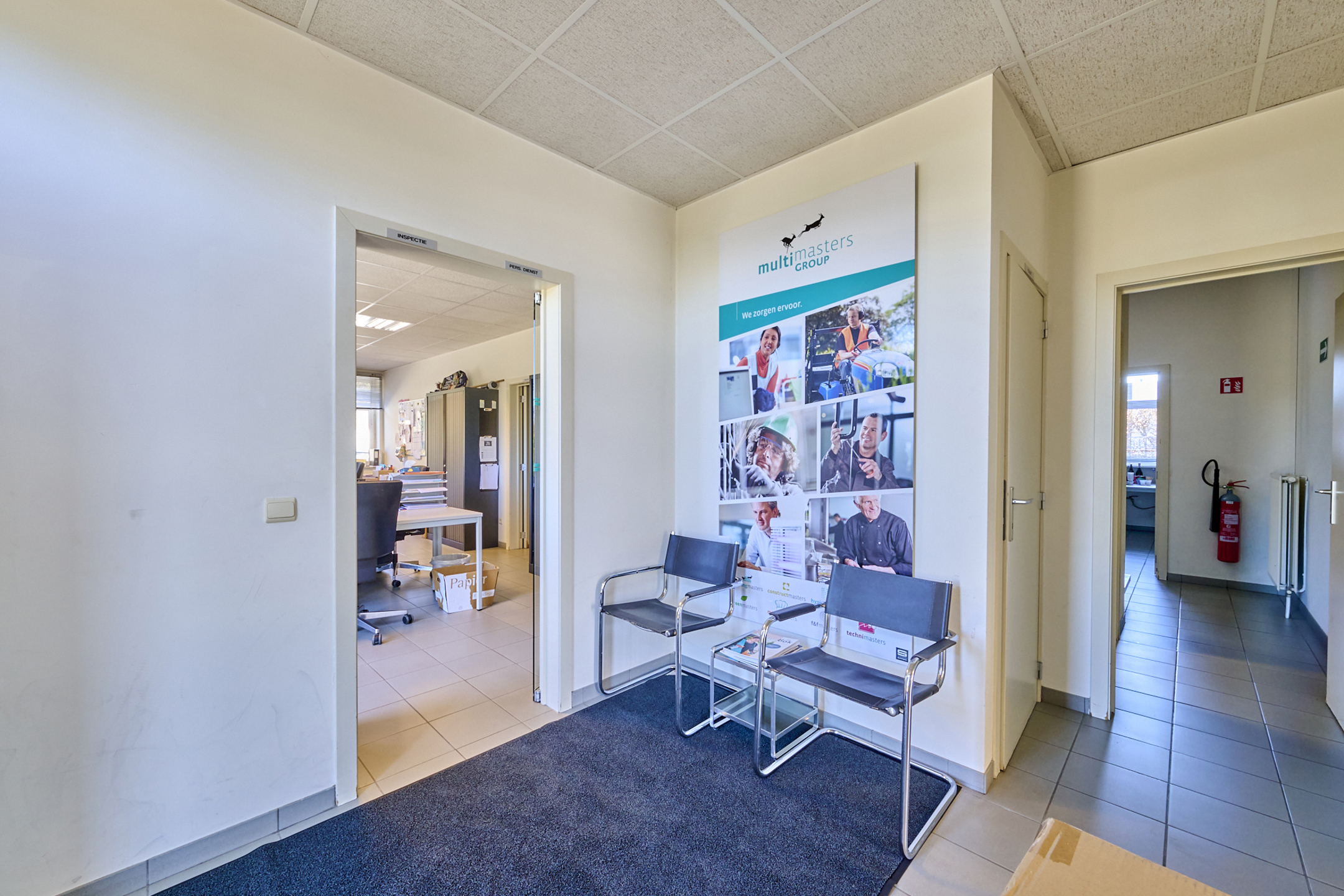 TE KOOP: BEDRIJFSGEBOUW OP PERCEEL VAN 8.000M² IN ZONHOVEN - foto 4