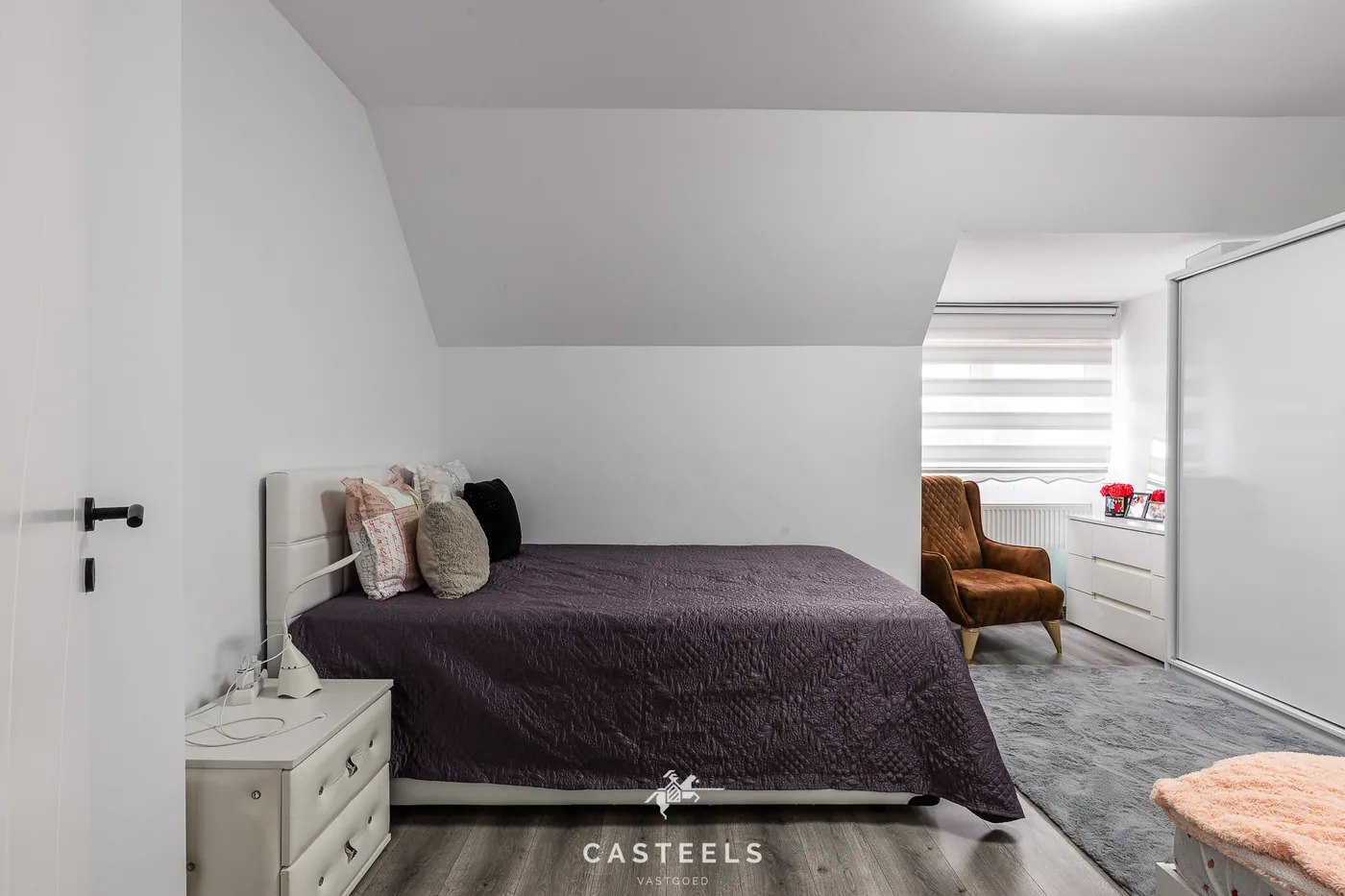 Gerenoveerd duplexappartement met groot terras, garage en 2 slaapkamers in Zelzate - foto 5