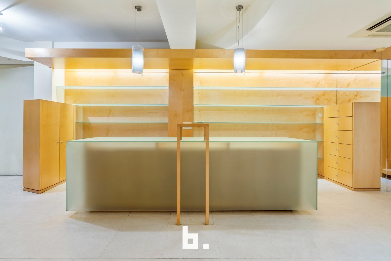 Instapklaar handelspand op centrale toplocatie - foto 4