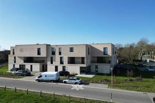 Dit gelijkvloers drieslaapkamerappartement is gelegen in residentie Rubano, een kwalitatief en stijlvol woonproject  op een aantrekkelijke...