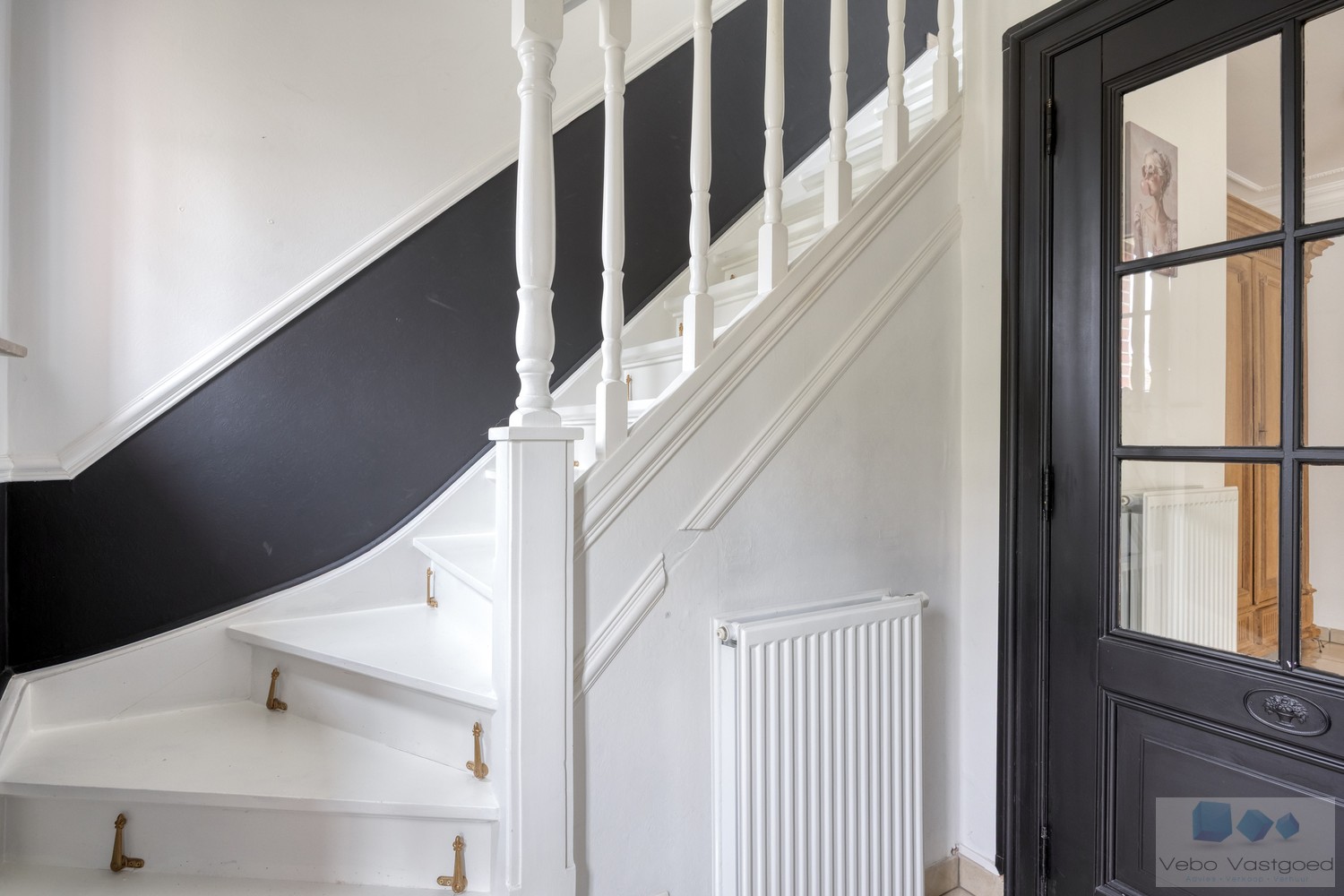 Instapklare gezinswoning met individueel bijgebouw op 995 m² - foto 3