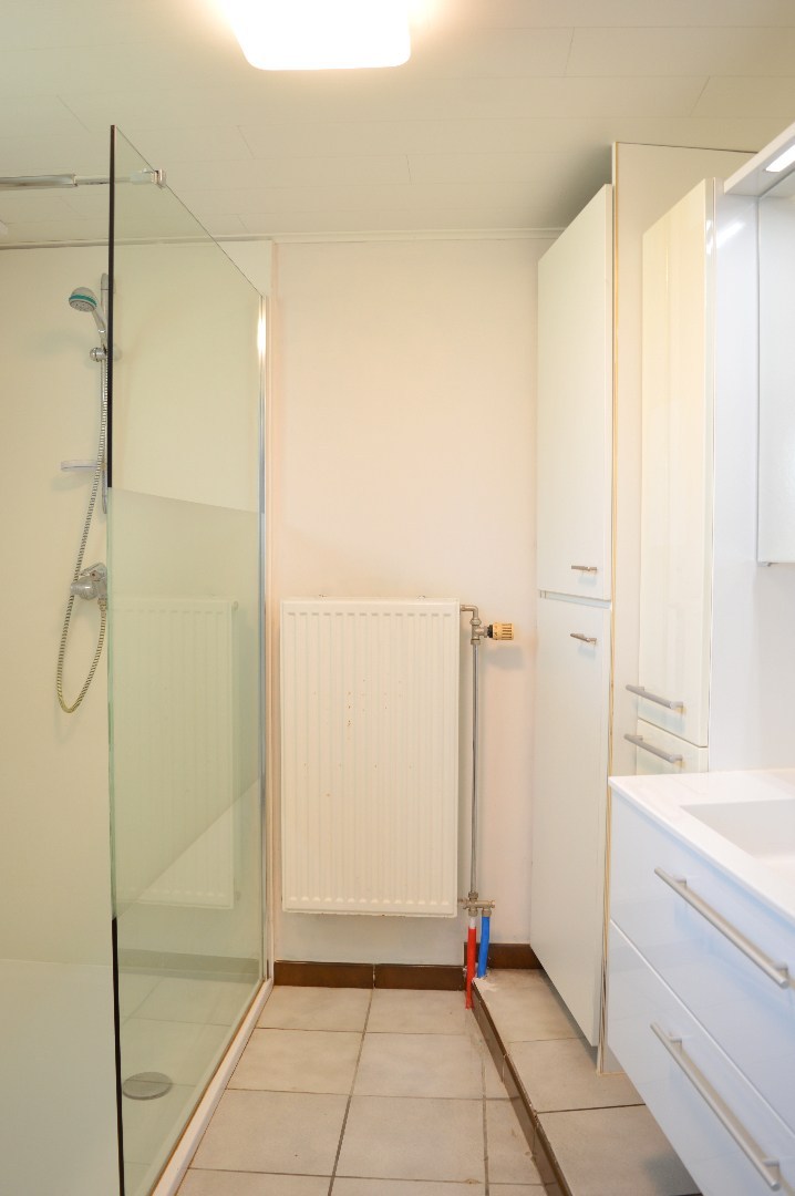 Gelijkvloers appartement in het centrum van Heule - foto 4