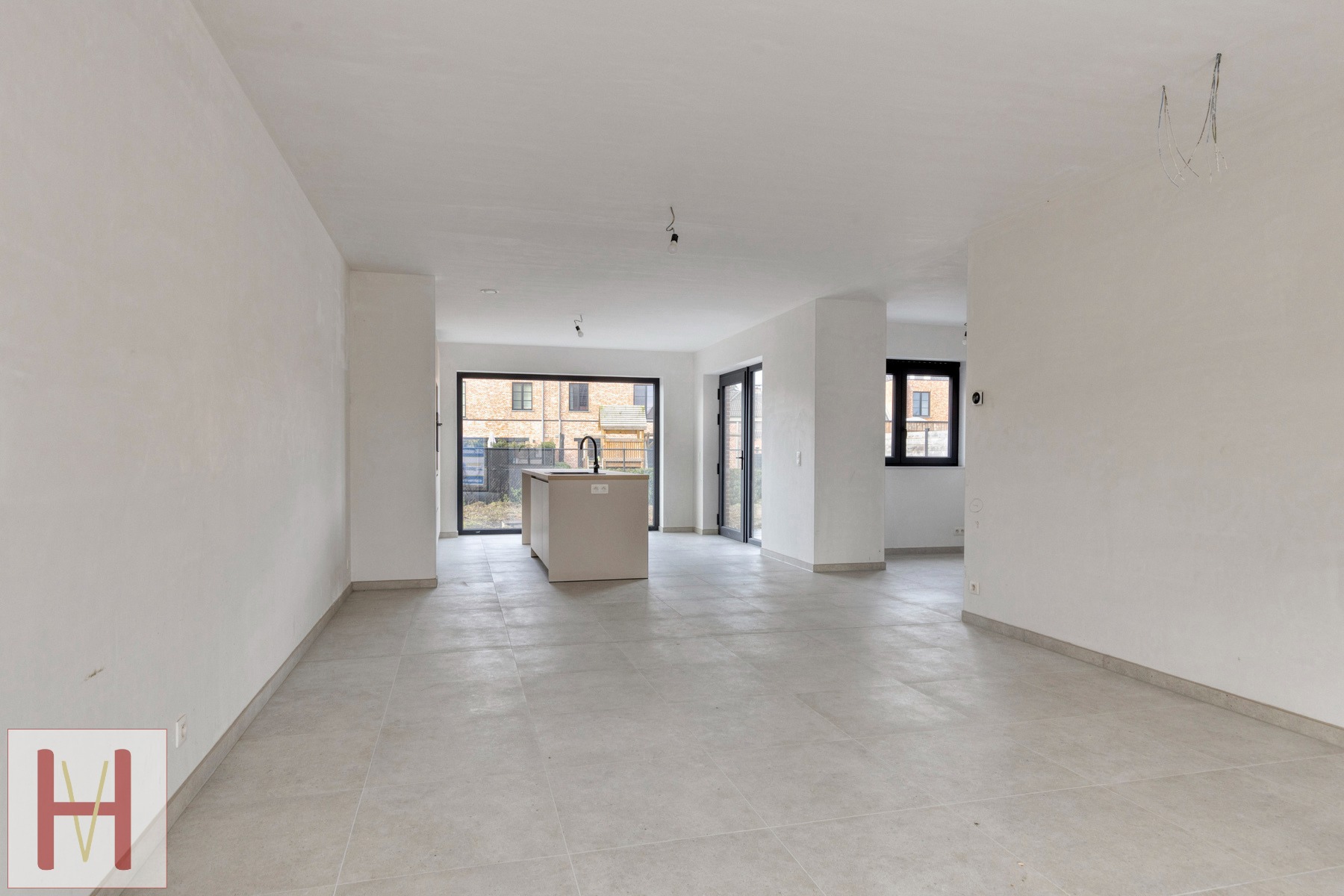 Nieuwbouwwoning in pastoriestijl vlakbij het centrum  - foto 5