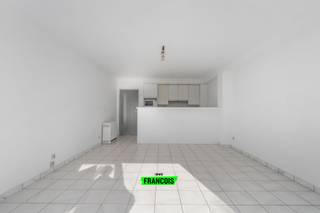 BEZOEKMOMENT 10/01/26 - Lichtrijk tweeslaapkamerappartement met zonnige terrassen in MiddelkerkeDit lichtrijke appartement bevindt zich in een...