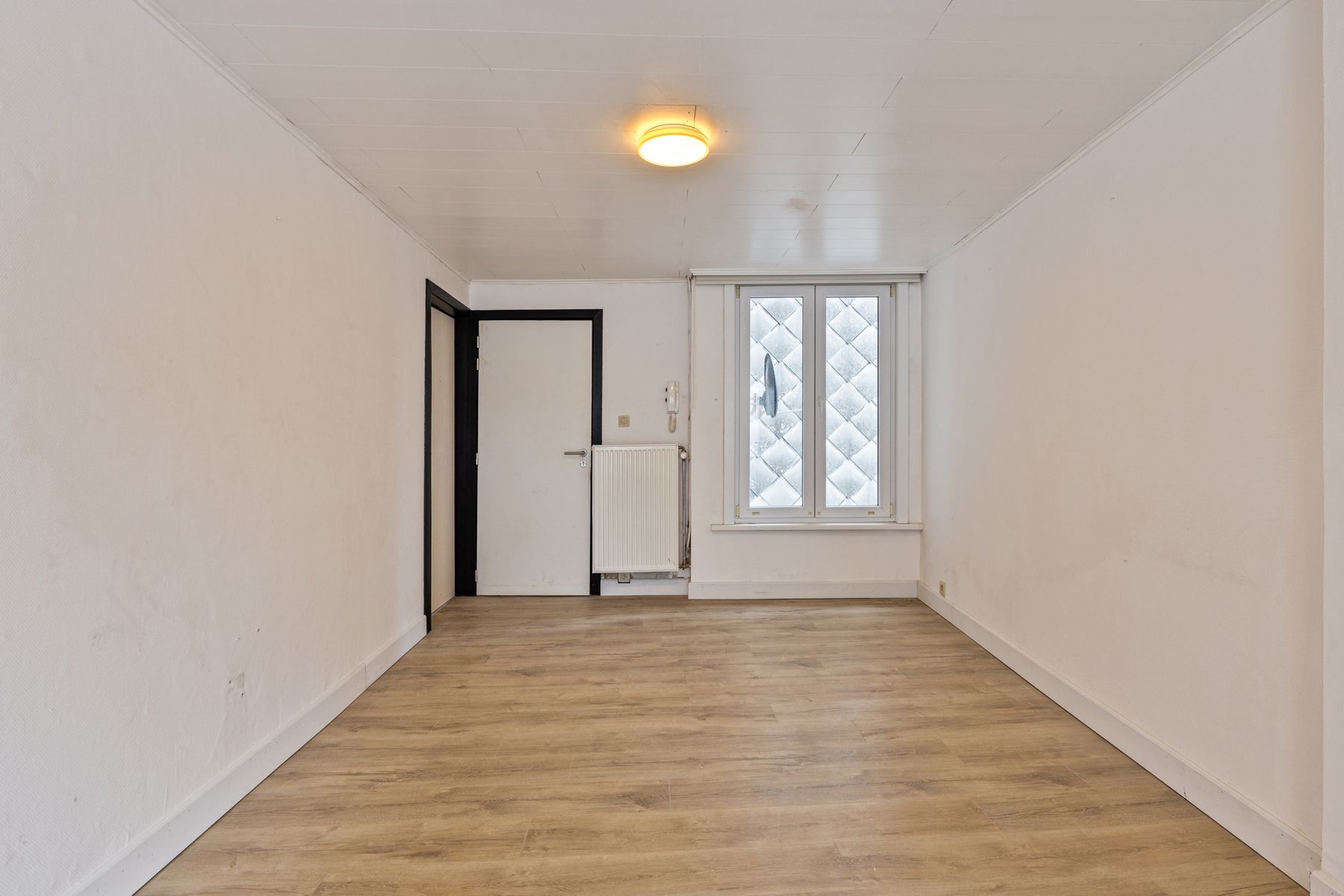 Te renoveren appartement (2 slpk) in het hart van Antwerpen. - foto 4