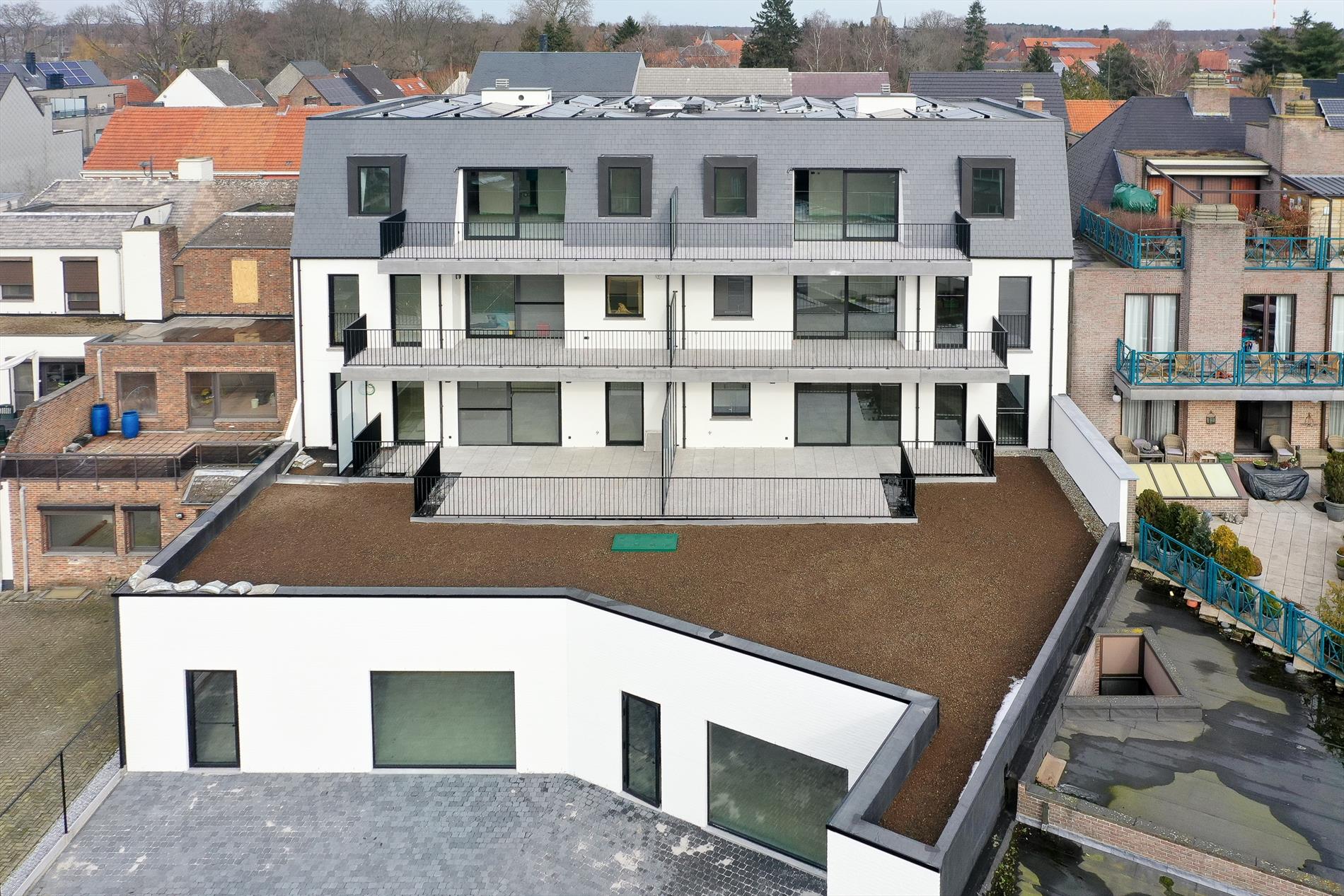 TE KOOP: Kantoor van 210m² - foto 2