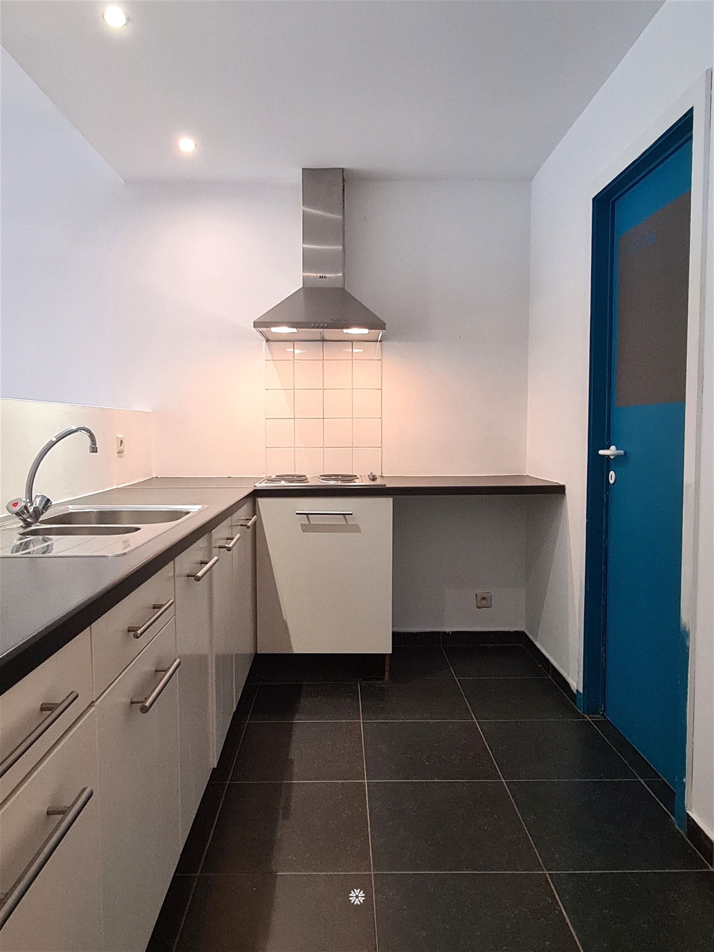 Gelijkvloers appartement met tuintje te huur in Sint-Niklaas - foto 5