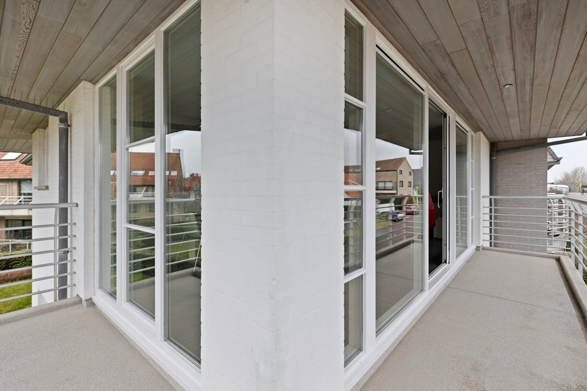 Hoekappartement met 2 slaapkamers en terras in Sint-Idesbald - foto 5