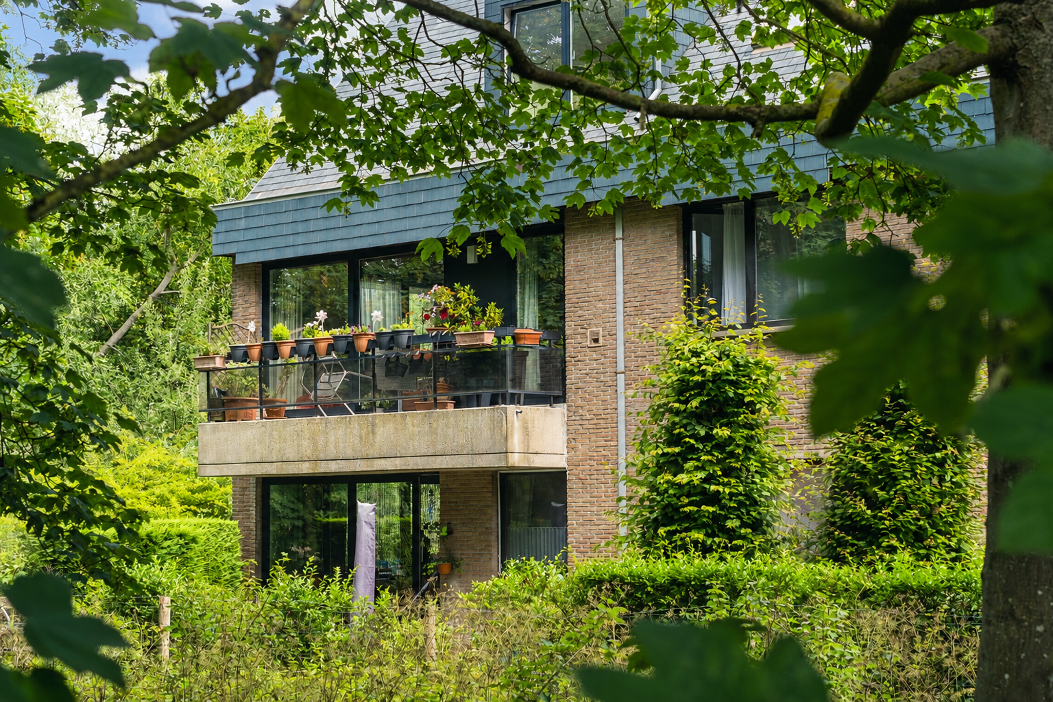 2-slaapkamerappartement met private tuin en groen zicht - foto 5