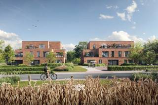 Gelegen in Merelbeke, op fietsafstand van het centrum, vindt u dit riante appartement in het nieuwbouwproject ‘De Lijsters’. <br /><br />Het lichtrijke duplex appartement is ideaal gelegen op de eerste en tweede verdieping en geniet er van een prachtig uitzicht op de parktuin en het omliggende groen. De ruime terrassen bieden de hele dag zon en bieden unieke zichten op de nieuwe parktuin waarbij de bestaande, inheemse waardevolle bomen blijven behouden. Het appartement beschikt over drie slaapkamers, een badkamer met ligbad, inloopdouche en lavabo, twee toiletten, een voldoende ruime berging en een bijzonder lichtrijke leefruimte met open keuken, eet- en zithoek. Via beide schuiframen is er een directe toegang tot de zonneterrassen van samen 24m². Ondergronds zijn er ruime parkings en handige bergingen voorzien. Tevens is er een vlot toegankelijke fietsenberging op het gelijkvloers. <br /><br />Het gebouw onderscheidt zich naast haar sublieme ligging en hoogstaande architectuur, door haar lage energiefactuur en duurzaam karakter. Zo krijgt u een combinatie van vloerverwarming met warmtepompen en een sterke akoestische en thermische isolatie. Bovendien worden de appartementen uitgerust met een ventilatiesysteem met warmterecuperatie.<br /><br />Verlaagd BTW-tarief van 6% mogelijk op de volledige constructiewaarde.  <br /><br />Benieuwd naar dit rustig gelegen project vlakbij het centrum van Merelbeke? Van harte welkom voor een individuele presentatie bij Landbergh in Gentbrugge.