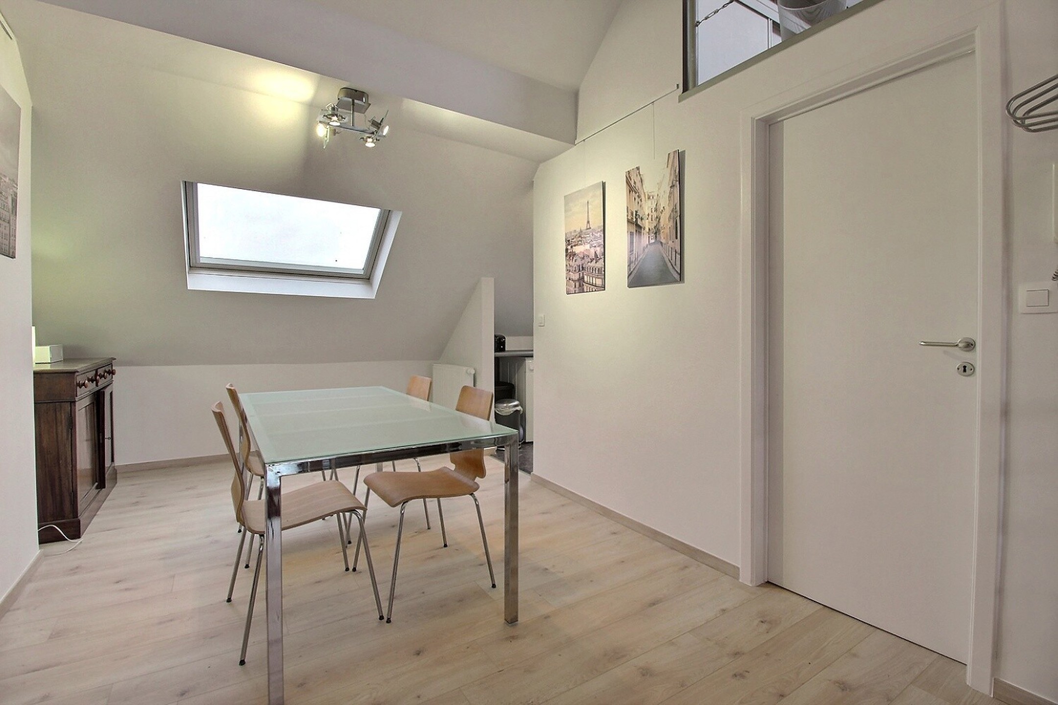 Appartement te huur in Brussel met 1 slaapkamer - foto 5