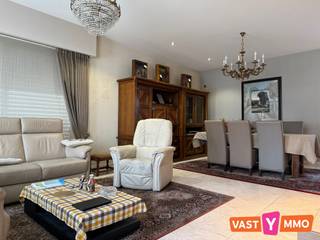 Deze instapklare vrijstaande woning is rustig gelegen in het groene en landelijke Overbroek (Brecht), met scholen en winkels op korte...